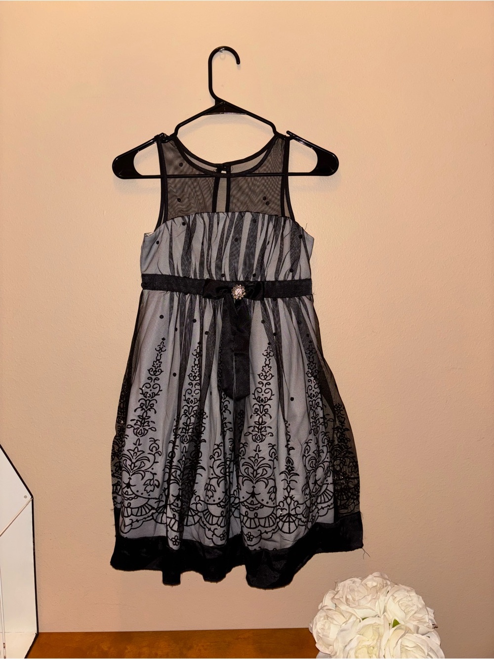 Girls Black Formal Overlay Dress with Floral Damask Print size 12
